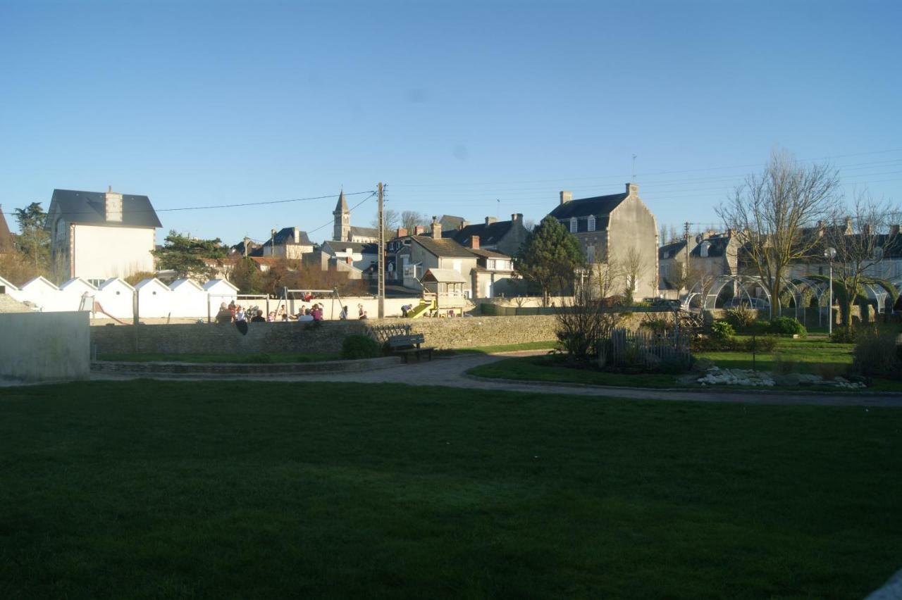 Villa Centre Ville A 100M De La Plage, Pour 20 Personnes Grandcamp-Maisy Luaran gambar